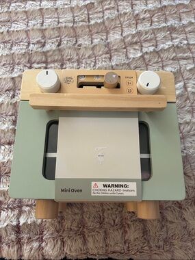 Little Fern Toys Mini Oven with 21 pieces